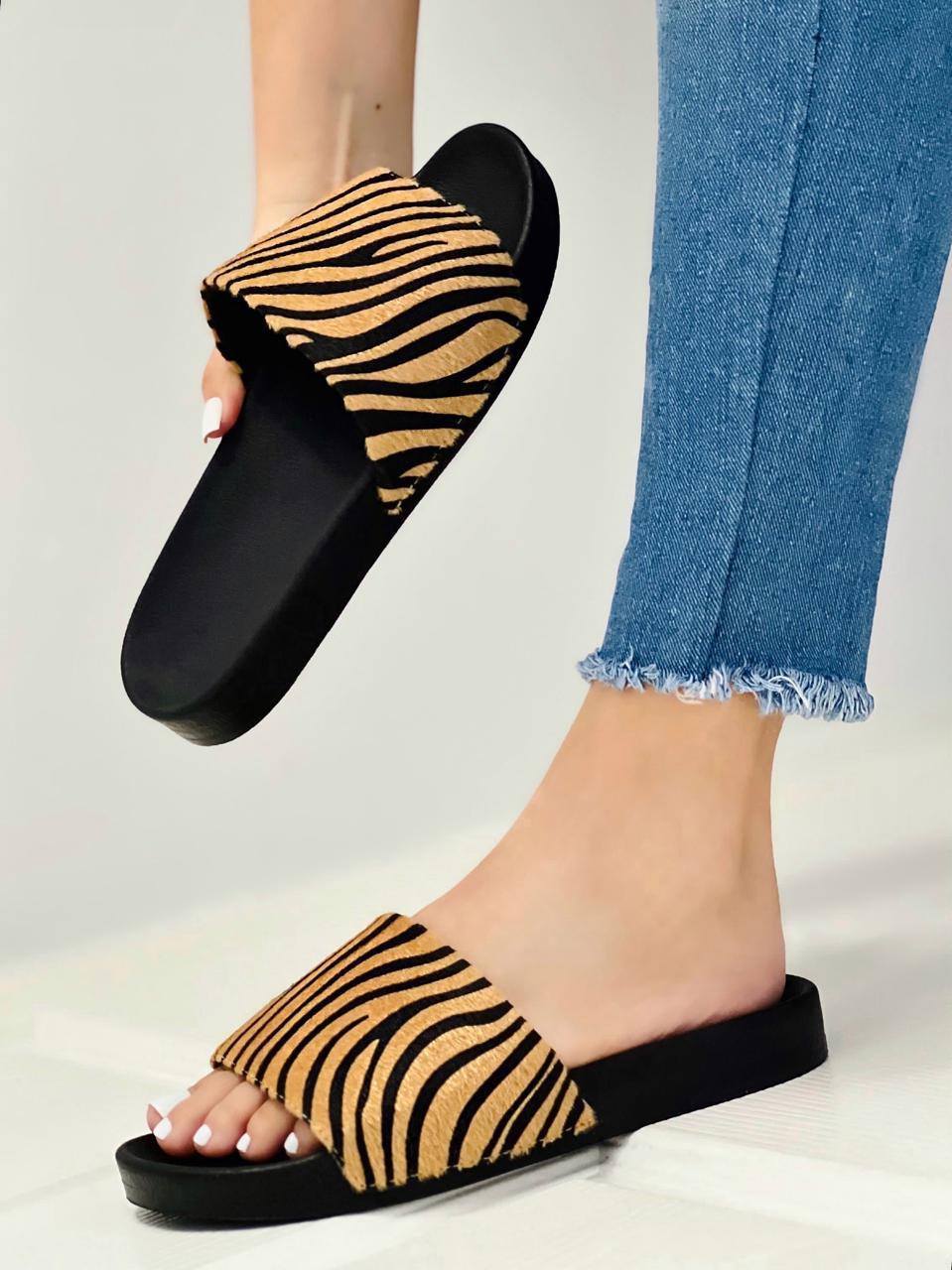 Sandalia Animal Print